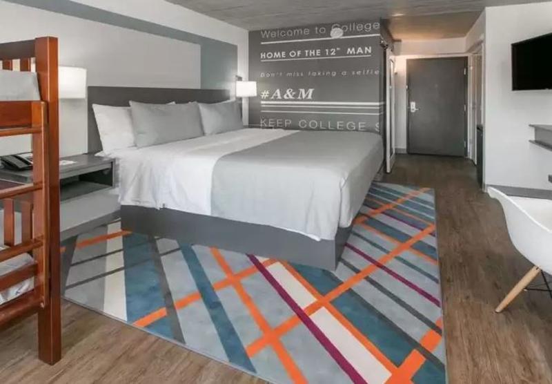 Hotel Tryp By Wyndham College Station Exterior foto